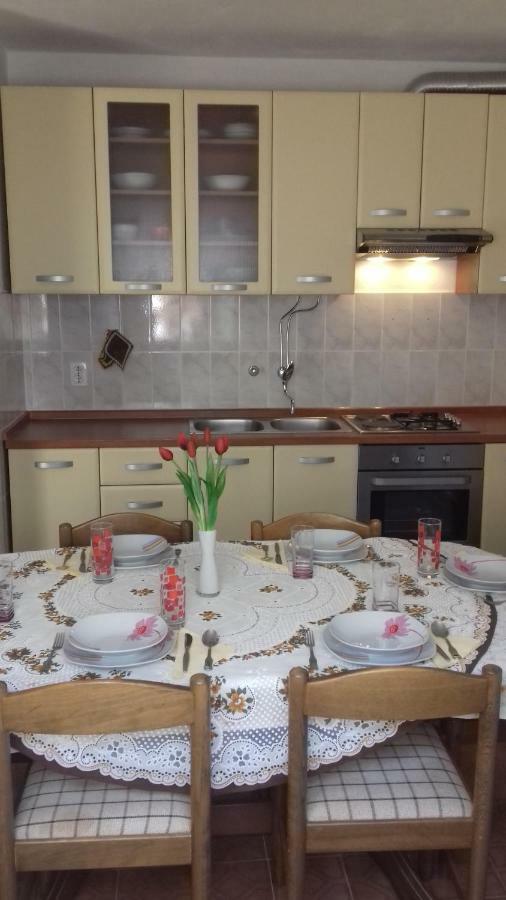 Apartman Ante Apartment Vrgada Bagian luar foto